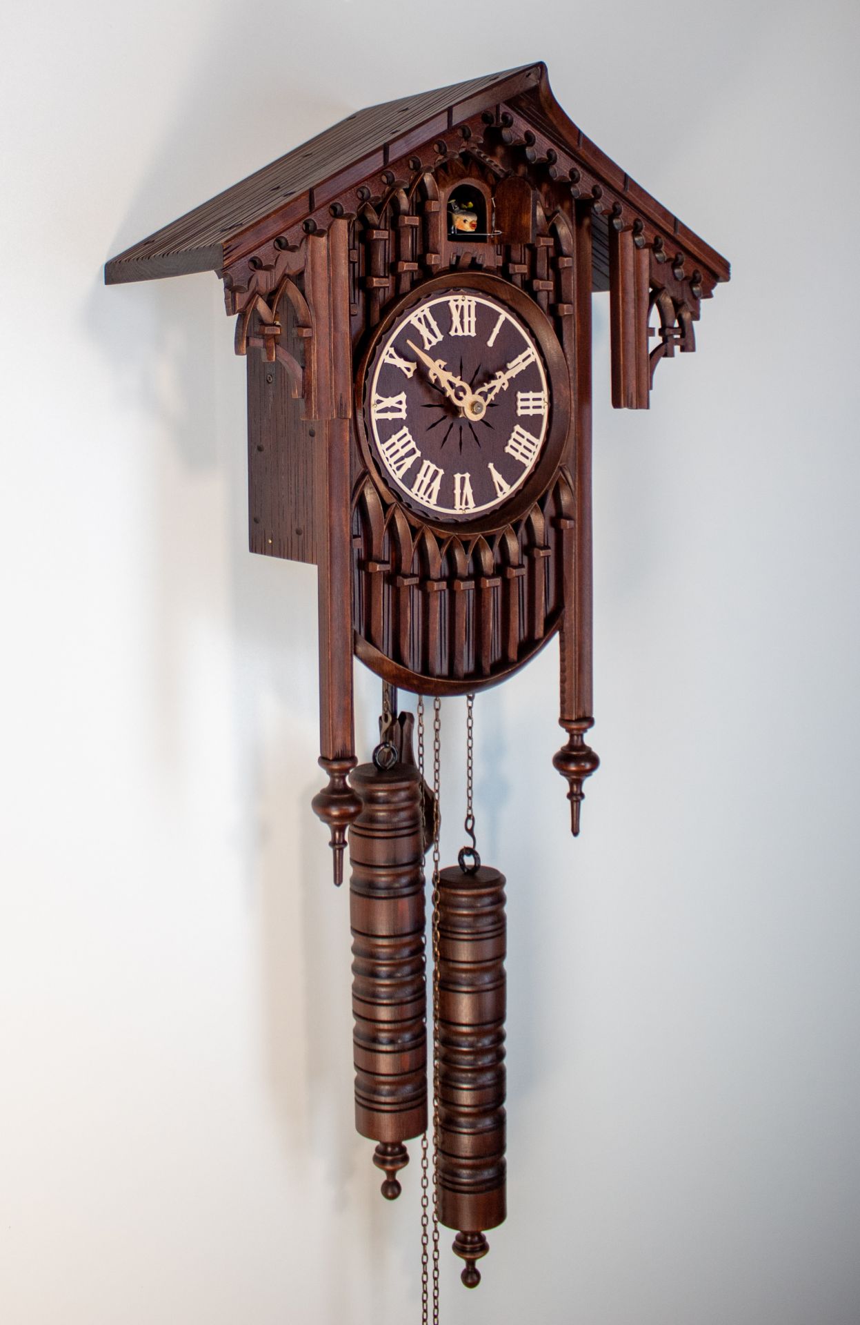 8 Days Cuckoo Clock gothic style 8005mah